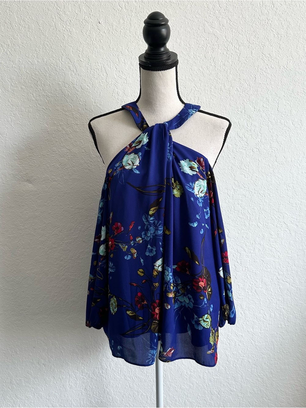 INC Blue Floral Halter Neck Women's Top Size Large Cold Shoulder Long Sleeve